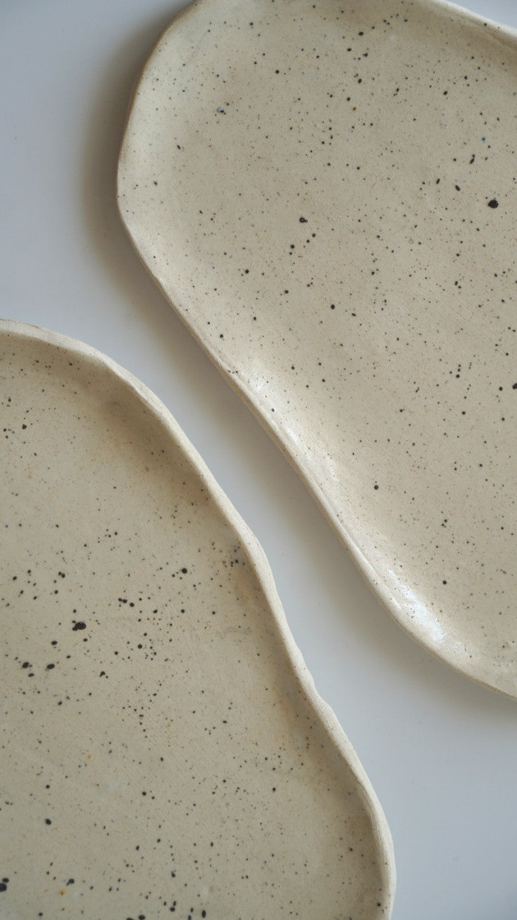 texture of ceramic tray
